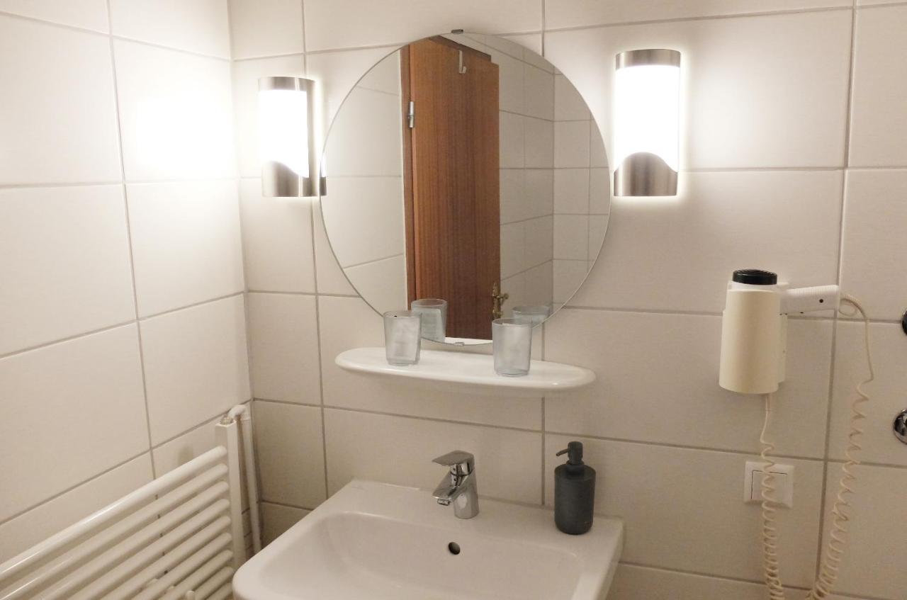 Hotel Calenberger Hof Wennigsen Eksteriør billede
