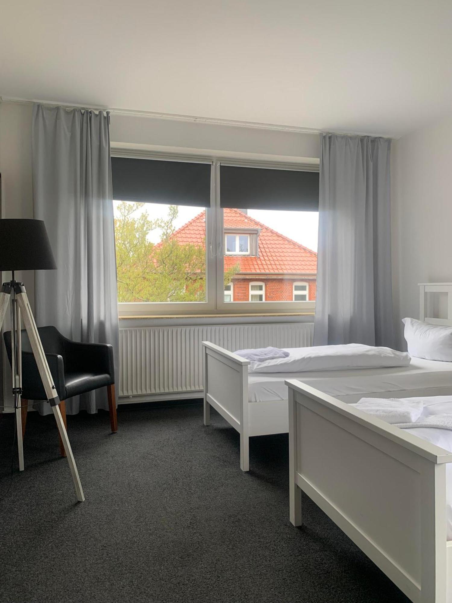 Hotel Calenberger Hof Wennigsen Eksteriør billede